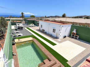 Rural holiday home for families and groups with a beautiful private pool, Ingenio